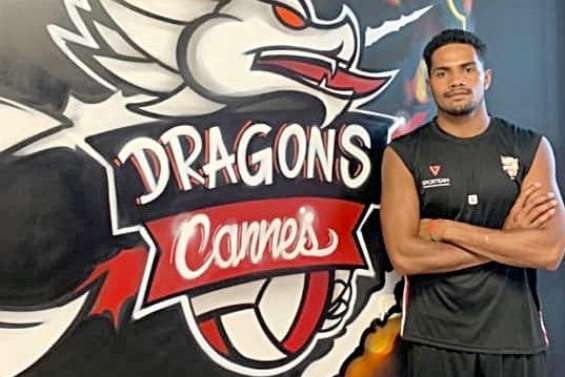 Volley-ball : Rodrigue Manuohalalo se 