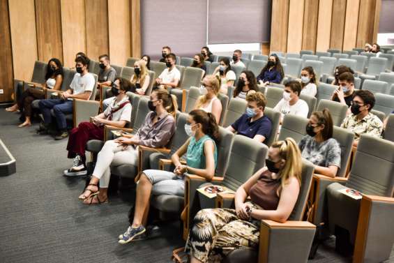 Quarante étudiants rejoignent l'école de commerce de Nouméa