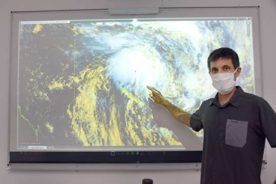 [GROS PLAN] Dovi s'apprête à frapper la Nouvelle-Calédonie