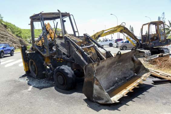 Justice : l'incendiaire de tractopelles finit au Camp-Est