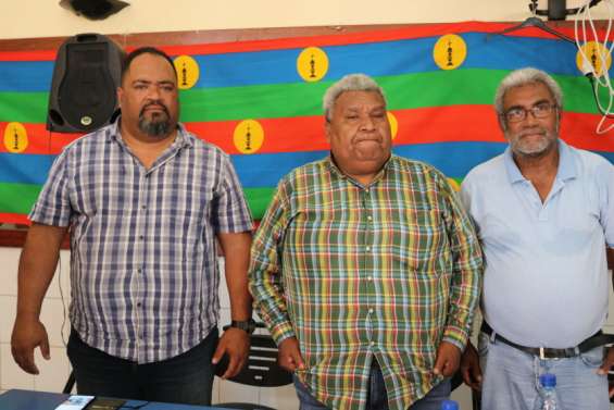 L'USTKE suspend sa grève générale