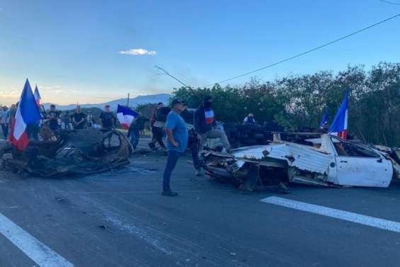 Vale : à Païta, manifestants et contre-manifestants 