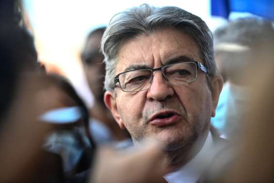 Jean-Luc Mélenchon franchit la barre des 500 parrainages