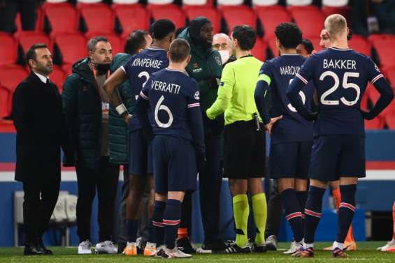 Quand le match entre le PSG et Basaksehir a quitté le terrain de foot