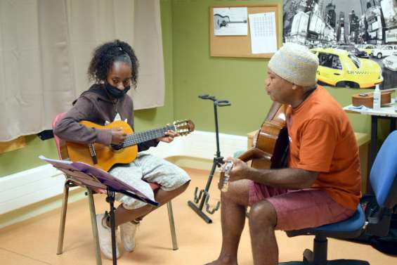 Rivière-Salée : la Mouv’skool « forme des musiciens qui alimenteront la vie de la cité »