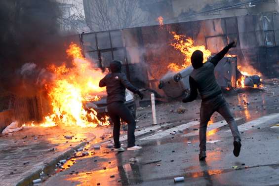 Des milliers de Corses dans la rue 