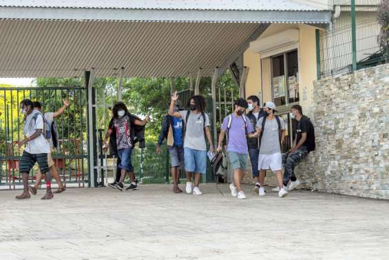 Le port du masque n'est plus obligatoire pour tous les élèves dès lundi