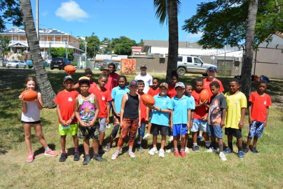 Écoliers et collégiens unis par le sport