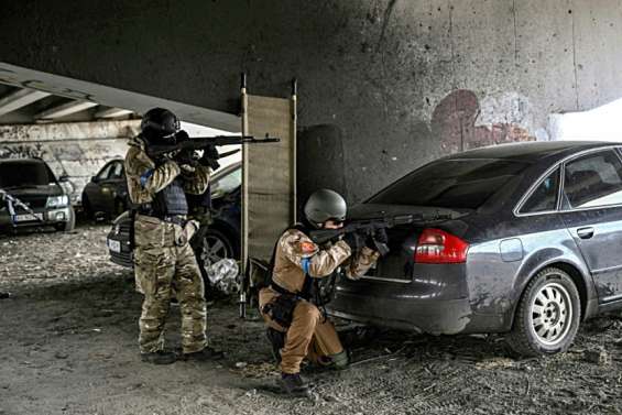 Ukraine : deux journalistes dont un cameraman de Fox News tués