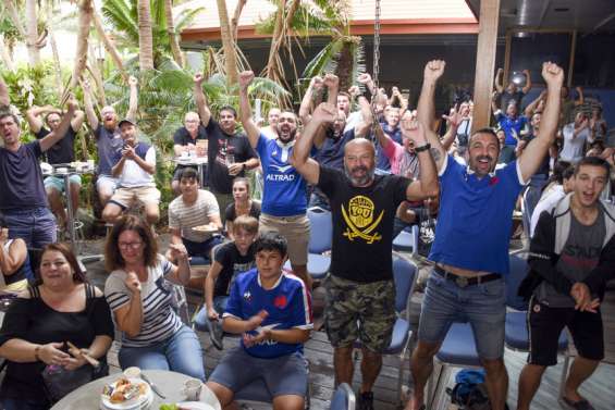 [GROS PLAN] Le Caillou célèbre le Grand Chelem français