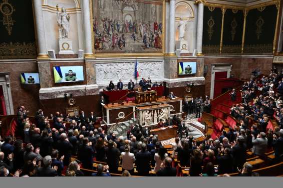 Zelensky implore l'aide de la France