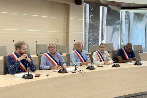 Les maires dénoncent le budget proposé par le gouvernement