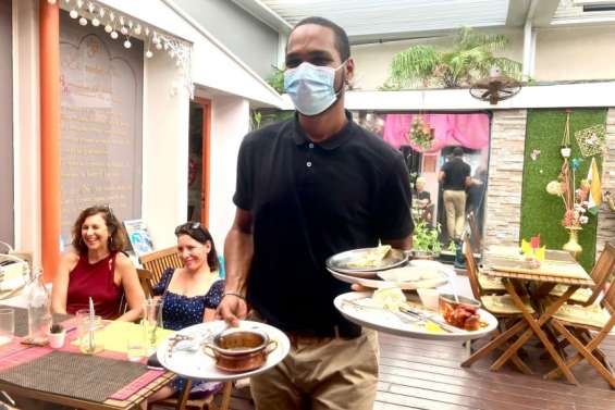 [VIDÉO] Les masques tombent, le moral remonte