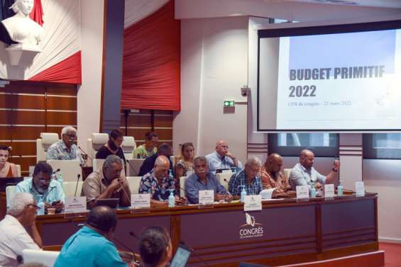 Premier jour d'échanges musclés autour du budget de la Nouvelle-Calédonie