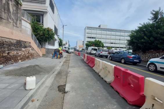 La réfection des trottoirs ralentit la circulation rue Clemenceau