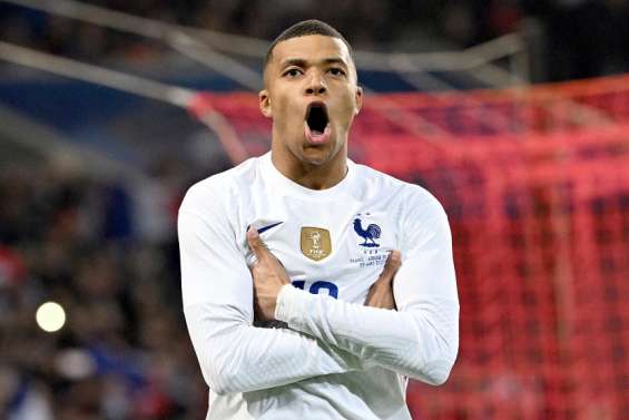 Football : Kylian Mbappé et Olivier Giroud toujours en forme