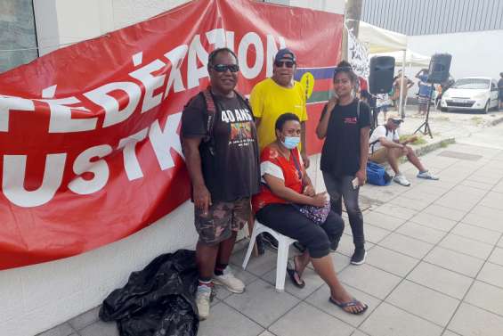 Grève générale à l’USTKE