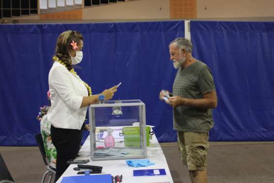 Présidentielle 2022 : un taux de participation de 33,04% à 17 heures