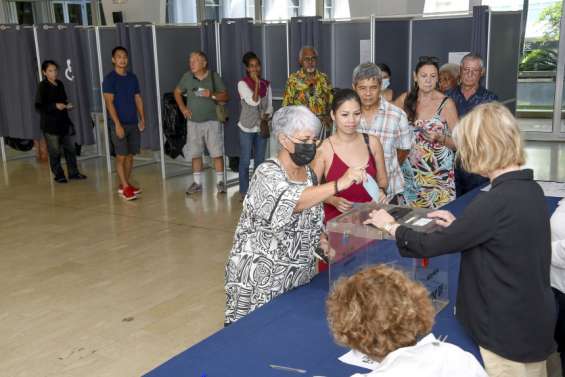 Les habitants de Nouméa divisés sur l'intérêt du vote à l'élection présidentielle 