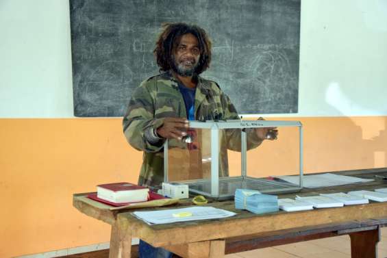 Faible participation dans le Nord, une urne vide à Atéou 