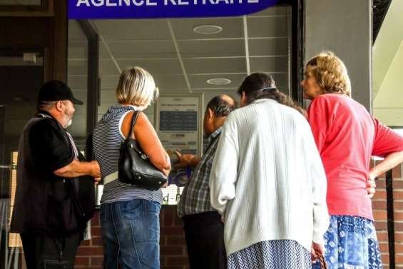 Quatorze organisations demandent une loi pour le grand âge