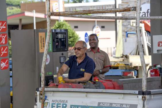 [GROS PLAN] Essence : les prix n'ont pas fini de flamber