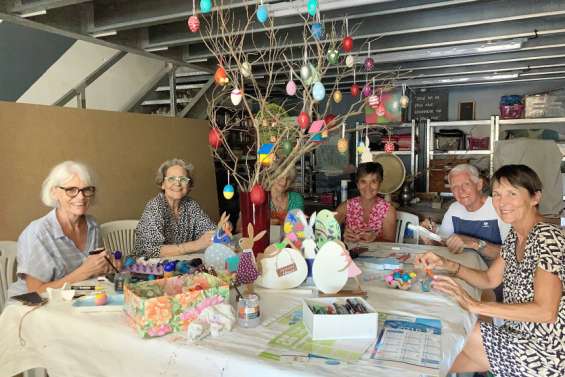 Décodéfi : des petites mains qui s'activent pour aider des associations