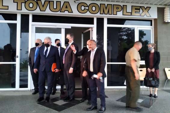 Une délégation américaine en visite aux îles Salomon