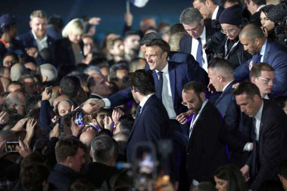 Euphorie et sobriété mêlées en macronie