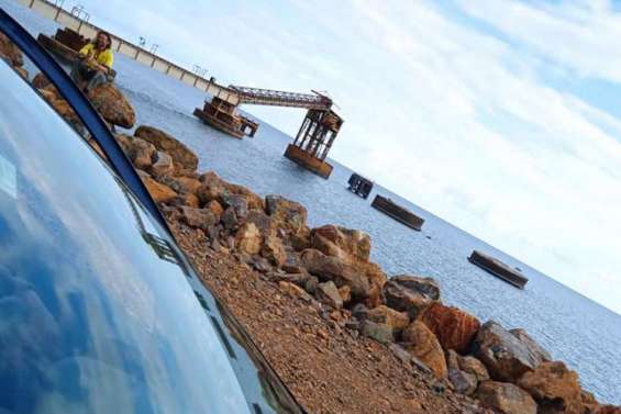 A Thio, les sites miniers et le chargement restent fermés