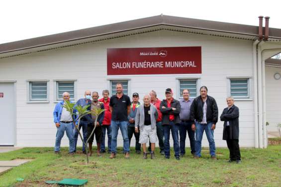 Mont-Dore : le salon funéraire ouvre enfin ses portes au public