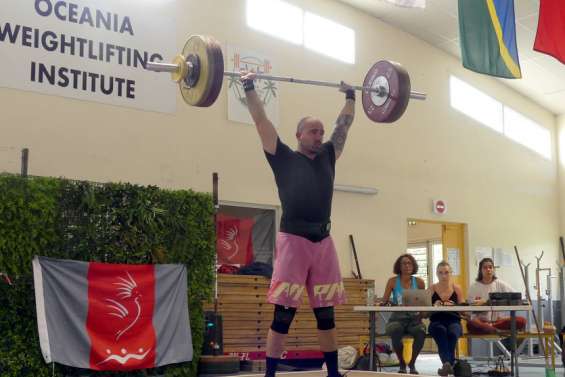 Haltérophilie : Arthur Grandie et Prescillia Piotrowsky sur la première marche du championnat territorial