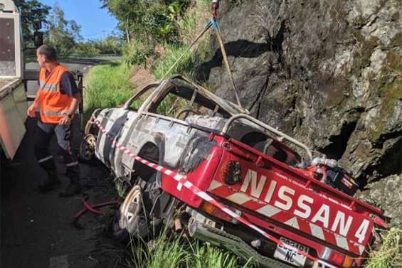 Deux véhicules de pompiers volés à La Foa