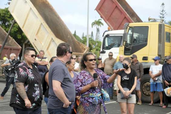 Vie chère : la mobilisation monte en température