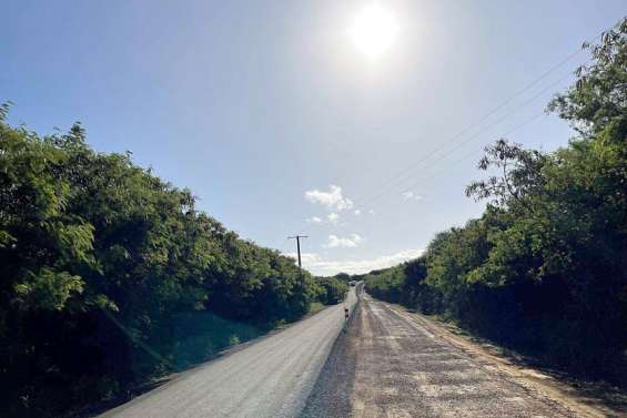 Sur la route du littoral, le lancement des travaux soulage les habitants