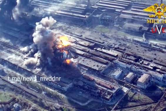 Nouveau convoi de l'ONU attendu pour évacuer les civils d'Azovstal