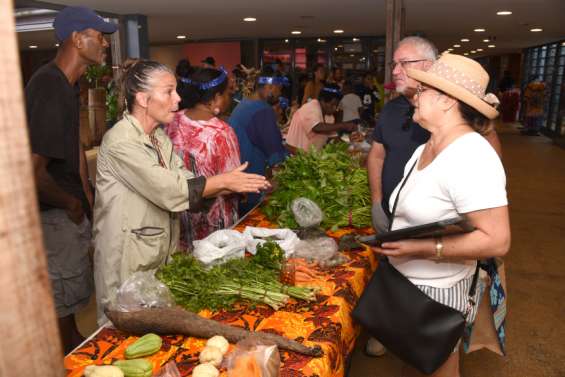 Le marché des femmes rurales s'est tenu malgré tout dimanche