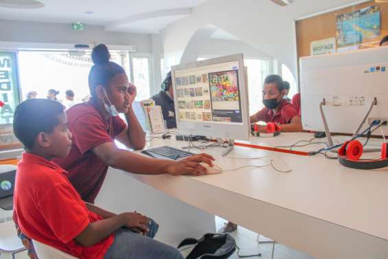 Les Mondoriens aidés dans leurs démarches en ligne