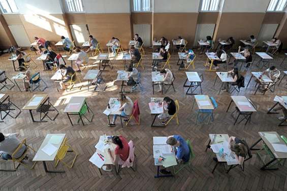 Bac 2022 : les premières épreuves de spécialité débutent mercredi en Métropole