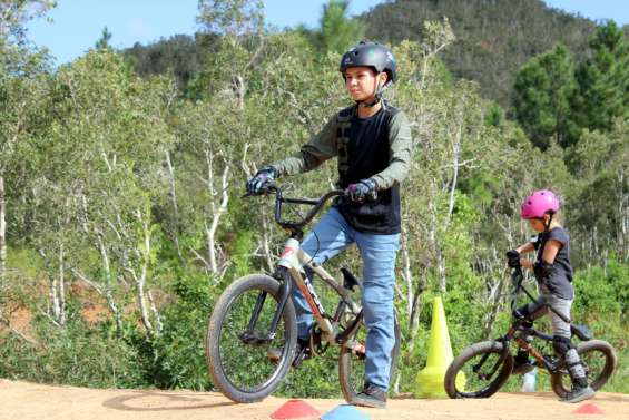 Dumbéa : Kati Ride Park, l'école qui entend encadrer la discipline du BMX