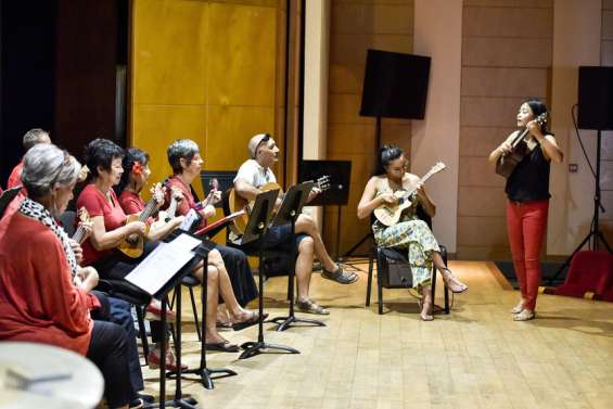 Avec le ukulélé, le son des îles entre au Conservatoire de musique