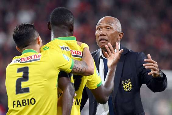 Football : Antoine Kombouaré aurait choisi de rester à Nantes