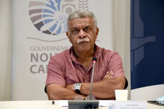 Le FLNKS dénonce les pressions de l’extrême droite contre le gouvernement