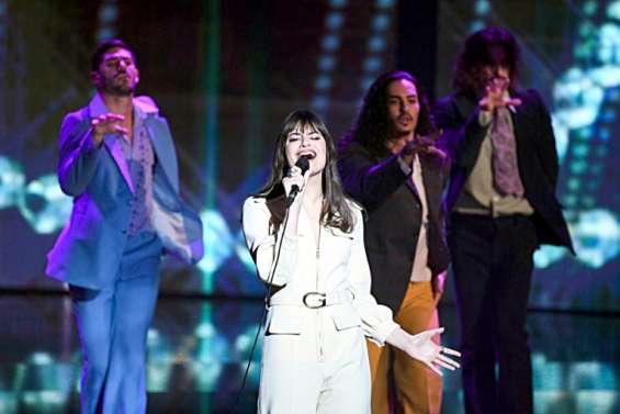 Clara Luciani et Gaëtan Roussel incarnent le retour des Francofolies sur le Caillou