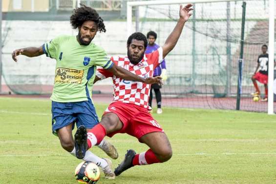 Football : Dumbéa, Hienghène et Qanono s’imposent en Super Ligue 