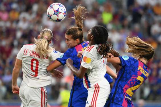 Lyon se replace au sommet du football européen