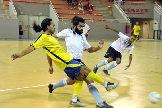 Futsal : bien que bousculée, l'ASPTT conserve son invincibilité