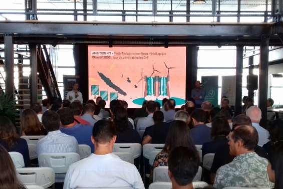 Transition énergétique : les métallurgistes s'engagent pour 2030