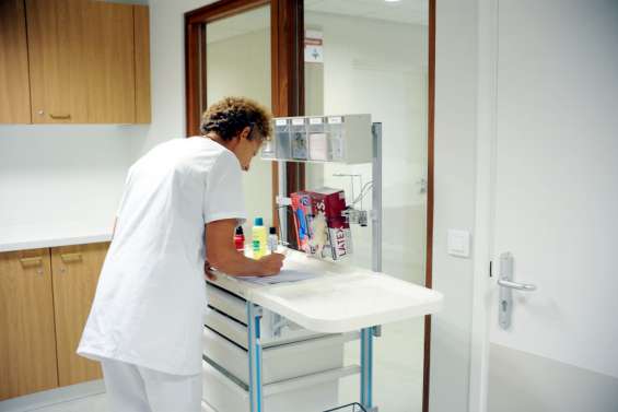 Dans le Nord, les blouses blanches font grise mine