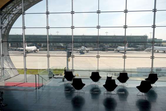 Des grèves dans les aéroports menacent l'aérien cet été en Europe